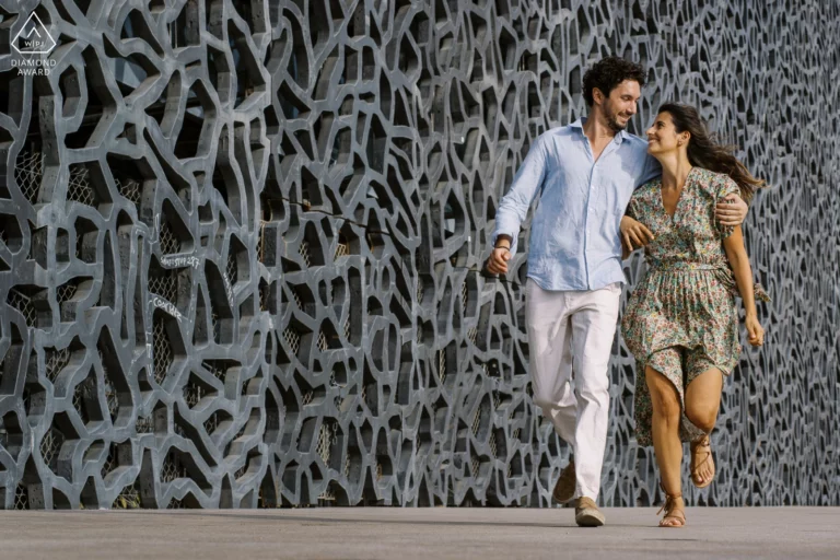 16-awards-wedding-photographer-joyful-couple-modern-architecture