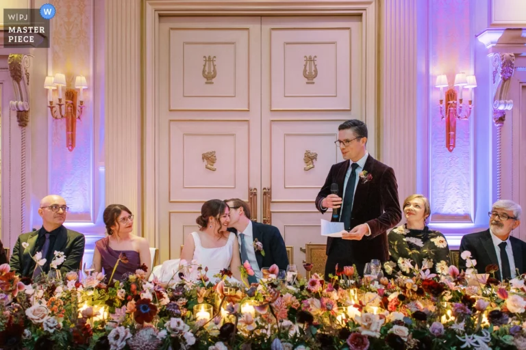 23-awards-wedding-photographer-speech-floral-decor