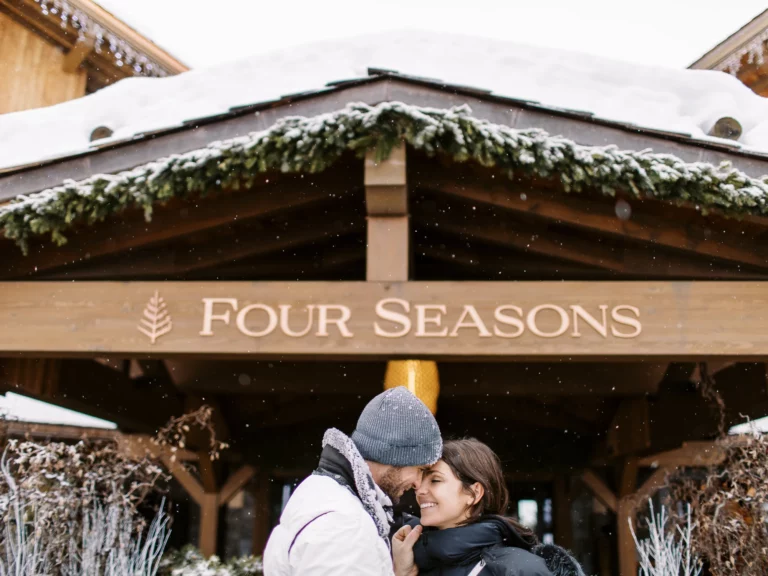 38-best-editorial-wedding-photos-winter-romance
