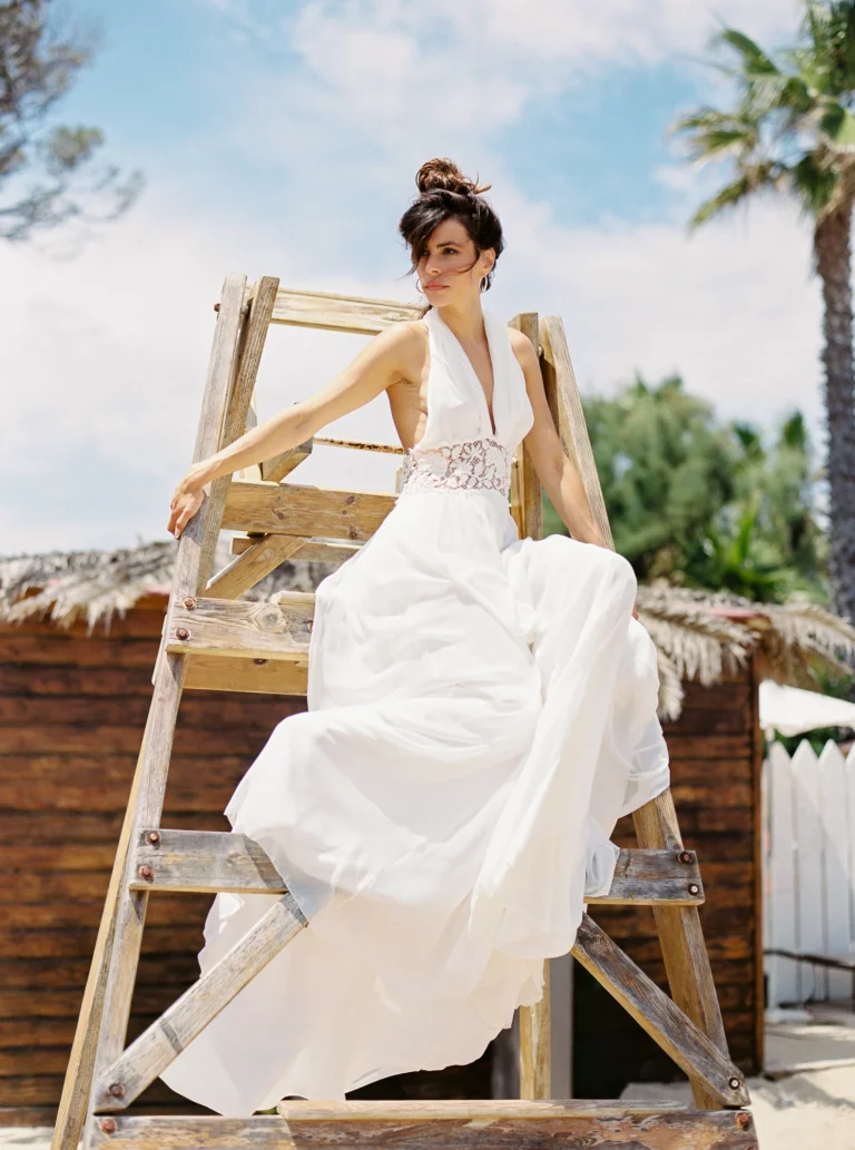 49-best-editorial-wedding-photos-bride-beach-fashion