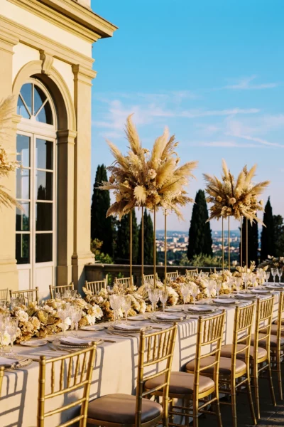 Elegant long table reception setup captured by a french wedding photographer in Provence.